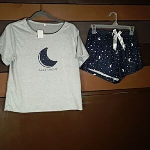 NWOT Medium Good Night Short sleeve Top With Matching Shorts